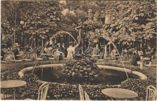 1908 Budapest V. Székesfővárosi Vigadó Kioszk kerthelyisége, szökőkút