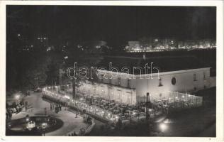 Budapest I. Rudas gyógyfürdő, szálló és étterem este. Döbrentei tér 9.