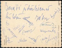 cca 1970 Újpesti Dózsa labdarúgói által Malmőből küldött képeslap a játékosok aláírásával: Káposzta,...