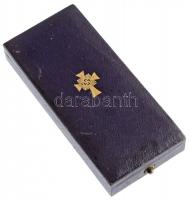 Német Harmadik Birodalom 1938. "Német Anyasági Kereszt, arany fokozat" zománcozott, aranyo...