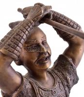 Japán bo-jutsu botvívó harcos. Bronz szobor. Jelzés nélkül. / Japanese bo-jutsu fighter. Bronze. Wit...