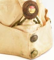 1938 előtti fehér honvéd tiszti tábori sapka, főhadnagyi rendfokozattal, műszaki topánnal / pre 1938...