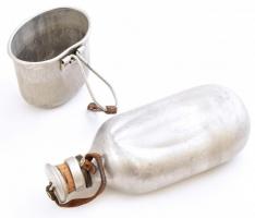 cca 1934-35 1934 M magyar evőcsésze (csajka), fém és 1935 M fém kulacs pohárral, parafa dugóval, kul...