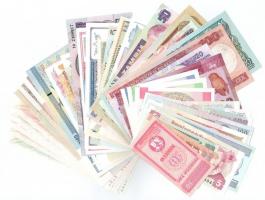 145db-os hajtatlan bankjegy tétel a világ minden tájáról T:I,I-
145pcs of unfolded banknotes lot fr...