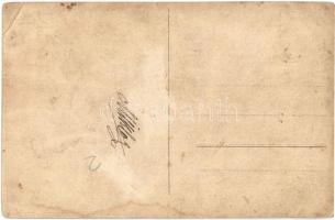 Osztrák-magyar haditengerészet matróza kormányzás közben a fedélzeten / K.u.K. Kriegsmarine Matrose ...