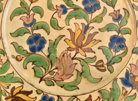 Badár Balázs (1855-1938): Fali tál, mázas kerámia, kézzel festett, mázhibákkal, kopásnyomokkal, jelz...