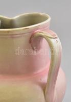 Zsolnay rózsaszín mázas kiöntő. Mázas keménycserép, jelzett, fülénél mázhibákkal, kopásnyomokkal m: ...