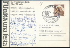1982 BVSC világbajnok vívóinak aláírása hazaküldött képeslapon (Bóbis Ildikó, Pap Jenő, Erdős Gábor, stb.)