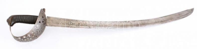 XIX. sz. Fringia huszár szablya. Feliratos, rajzos pengével a Nap, Hold és Esthajnalcsillag ábrázolá...