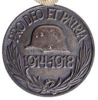 1929. "Magyar Háborús Emlékérem kardokkal, sisakkal" ezüstözött Br kitüntetés mellszalagga...