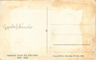 1918-1928 Gyulafehérvár, Karlsburg, Alba Iulia; Sarbarile Unirii. Foto Marza / Románi és Erdély egye...