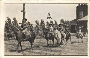 Magyar kis lovas cserkész raj / Hungarian scouts on horsebacks (EK)