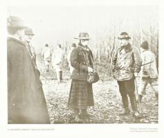 József főherceg: Erdei magány és egyéb vadásztörténetek. Bp., 1913, Athenaeum. Kiadói egészbőr kötés...