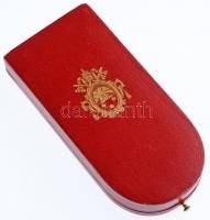 Ausztria 1888. "Pro Ecclesia et Pontifice" XIII. Leó pápa által alapított aranyozott kitün...