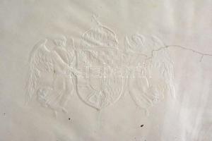 1943. "Magyar Arany Érdemkereszt" kitüntetés névre szóló adományozói okirata, szárazpecsét...