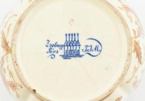 Zsolnay historizáló stílusú, kaspó. Rózsaszín virág mintákkal festett, jelzett, máz alatti kék csalá...