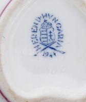 Herendi lila virág mintás szív alakú bonbonniere. 
 Kézzel festett, jelzett, kis lepattanással 8x7x...