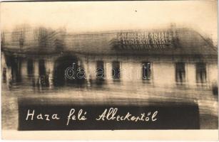 1928 Budapest I. Tabán, Albecker Antal veje Schreil Győző vendéglője, étterem, háttérben a Budai vár. Haza felé Albeckertől photo