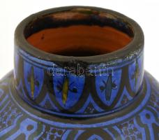 Jelzés nélkül: Mázas kerámia padlóváza. sérüléssel, apró mázhibákkal. kézzel festett 43 cm