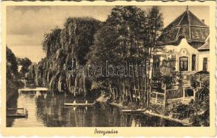 Beregszász, Beregovo, Berehove; Vérke folyó, csónakok / riverside, boats
