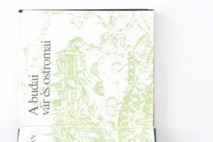 Sugár István: A budai vár és ostromai. Vársorozat. Bp.,1979, Zrínyi. Kiadói egészvászon-kötés, kiadó...