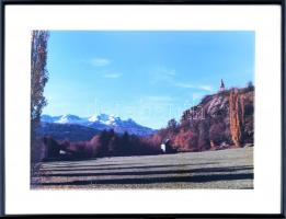 Grád András (?-): Alpesi táj Franciaországban, 1999. Fotó. Hátoldalán feliratozott. Üvegezett keretben. 30×40 cm
