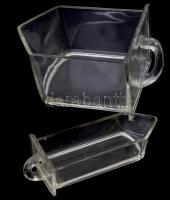 2 db üveg tároló fiók 19x13 cm, 17x6,5 cm. Egyiken hajszálrepedéssel