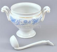 Antik porcelán szószos edényke, hozzávaló porcelán kanállal, kézzel festett, mintaszámos, kopott. d: 20 cm, m: 12 cm