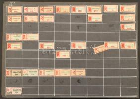 Több, mint 700 db ajánlási ragjegy, Budapest gyűjtemény régi házi készítésű kiállítási lapokon és bo...