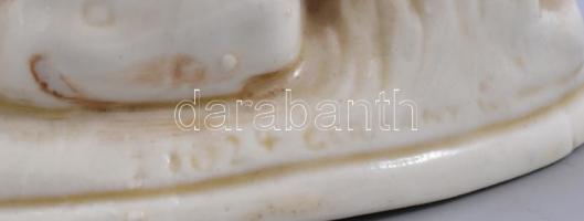 Német porcelán furulyázó kislány kutyával figura, kézzel festett, formaszámmal és Germany felirattal...