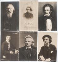 42 db RÉGI motívum képeslap: zeneszerzők és zenészek / 42 pre-1945 motive postcards: composers and musicians