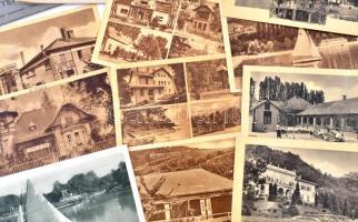 Vegyes balatoni tétel. Balatonfüred térképe. 11x9 cm. + A Balaton turistatérképe. 14x39 cm. + 10 db ...