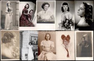 cca 1920-1940 10 db nőket ábrázoló fotó és fotólap