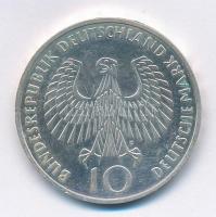 NSZK 1972F 10M Ag "Olimpia-München / Olimpiai Láng" T:1 (eredetileg PP) ph. 
FRG 1972F 10...