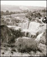 cca 1969 Keszthely és Cserszegtomaj határában levő Okkerbánya, 25 db vintage NEGATÍV Kotnyek Antal (...