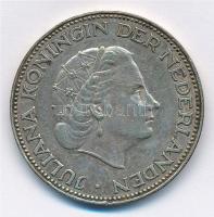 Hollandia 1961. 2 1/2G Ag Julianna T:2 ph. Netherlands 1961. 2 1/2 Gulden Ag Juliana C:XF edge error Krause KM#185