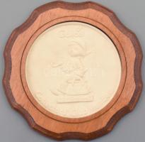 Goebl Collectors club M. J. Hummel - West Gernany biszkvit porcelán plakett fa keretben d: 15 cm