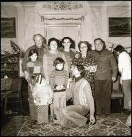 1979 Nagymágocs, Szociális Otthon, nagy riport a lakók farsangi mulatságáról, Demeter Sándor (?-?) s...