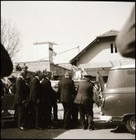 1979 Szentes, Bugyi professzor temetése, Demeter Sándor (?-?) szentesi fényképész és fotóriporter ha...