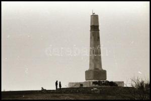 cca 1970 Velence feliratú csomagolásból 18 db vintage NEGATÍV, Magyar Alfréd budapesti fotóművész fe...