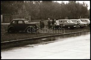 cca 1969 és cca 1985 között készült 23 db vintage NEGATÍV, Magyar Alfréd budapesti fotóművész felvét...