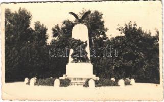 1939 Cegléd, Hősök szobra, emlékmű. photo (EK)