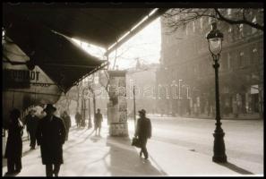 cca 1929 Automobilok Budapest utcáin, 4 db vintage NEGATÍV, de autók csak két felvételen láthatók, 2...