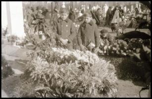 cca 1929 Automobilok Budapest utcáin, 4 db vintage NEGATÍV, de autók csak két felvételen láthatók, 2...