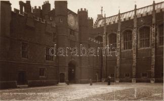 Hampton Court Astronomical Clock