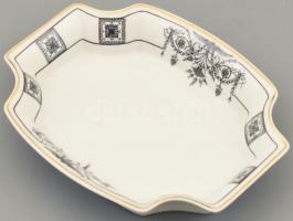 Hollóházi klasszikus stílusú porcelán tálka. Matricás, jelzett, hibátlan. 17x14 cm