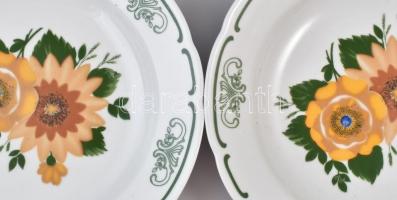 Kahla porcelán hiányos étkészlet. Matricás, jelzett, minimális kopással