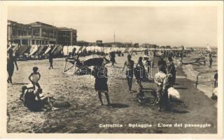 Cattolica, La spiaggia, Lora del passeggio / beach, bathers