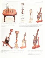 Lévárdy Ferenc: Pipázó eleink. Bp.,é.n.,Y-Metró Kft. Gazdag képanyaggal illusztrált. Kiadói egészvás...