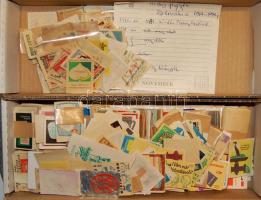 2800 db német és 302 db cseh gyufacímke 2 dobozban